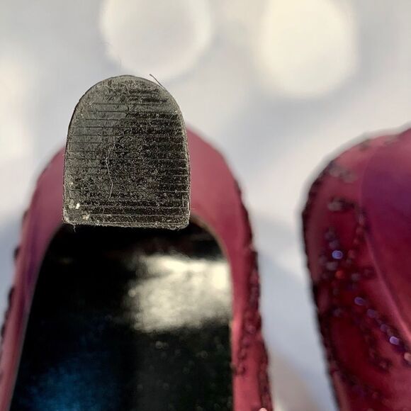 PLUM JENNIFER MOORE BEADED PUMPS ATLANTIC STYLE 8B - Picture 5 of 5
